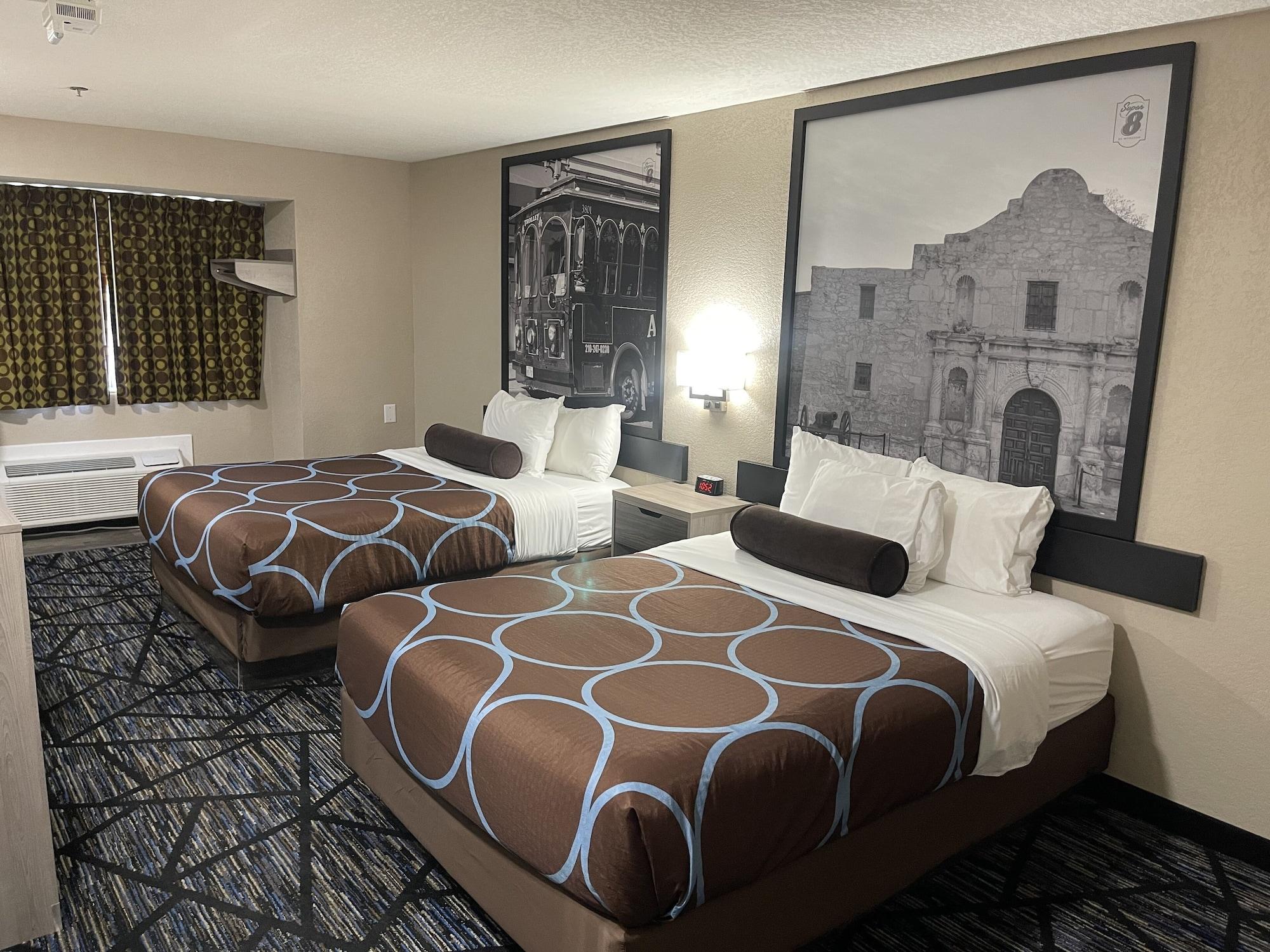 Super 8 By Wyndham San Antonio Downtown Ne Hotel Екстериор снимка